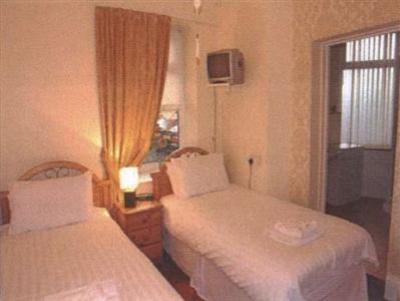 фото отеля Craigmore Guest House Paignton