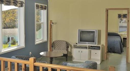 фото отеля Au Pic de l'Aurore Motel-Chalets