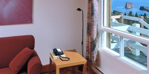 фото отеля Au Pic de l'Aurore Motel-Chalets