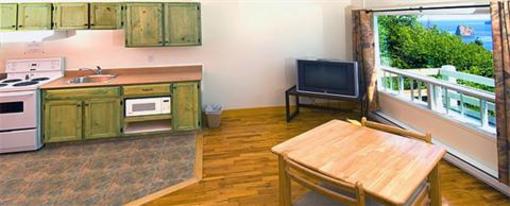 фото отеля Au Pic de l'Aurore Motel-Chalets