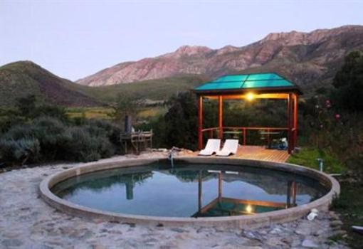 фото отеля Keisie Cottages Montagu