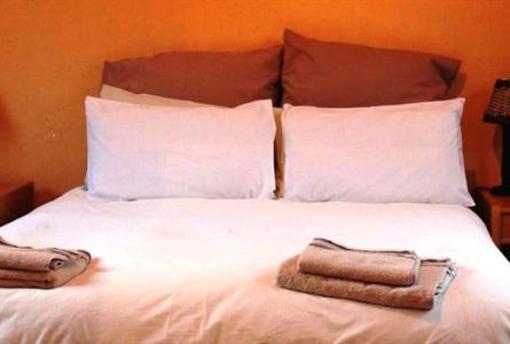 фото отеля Keisie Cottages Montagu