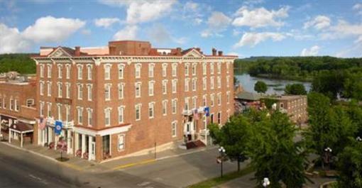 фото отеля Saint James Hotel Red Wing