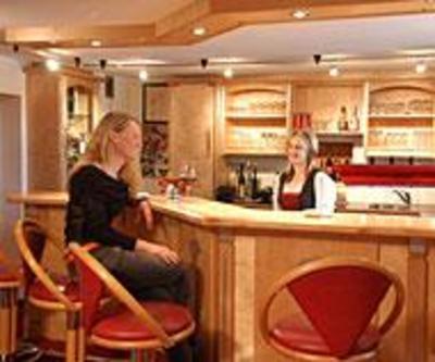 фото отеля Hotel Arnika-Ischgl