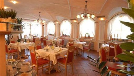 фото отеля Hotel Arnika-Ischgl