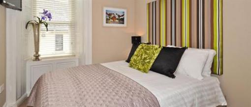 фото отеля 7 Cross Street Hotel Galway