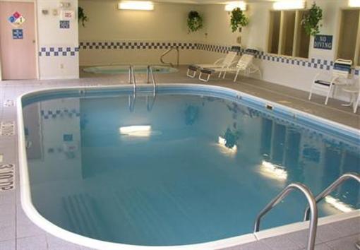 фото отеля Fairfield Inn Dubuque