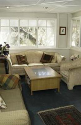 фото отеля Treetops Country Guesthouse