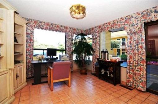 фото отеля County Inn