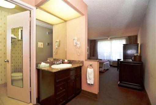 фото отеля County Inn