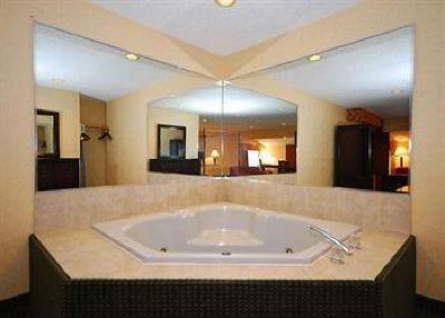 фото отеля Comfort Inn Parkersburg