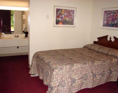 фото отеля Columbus Inn & Suites (Mississippi)