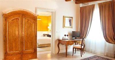 фото отеля Relais Villa Valfiore