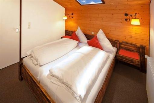 фото отеля Sonnenhof Apartment Oberstdorf