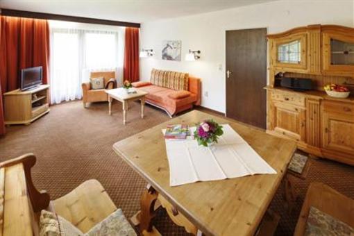 фото отеля Sonnenhof Apartment Oberstdorf