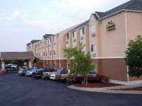 Microtel Inn & Suites Airport Kansas City