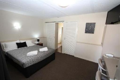 фото отеля Miners Lodge Motor Inn