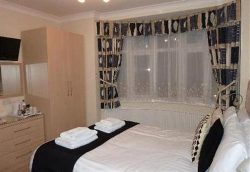 фото отеля The Gables Guest House Lincoln (England)