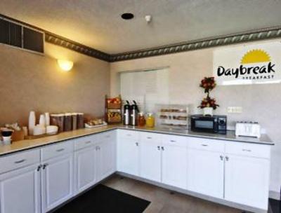 фото отеля Days Inn Arlington