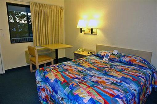 фото отеля Motel 6 Monterey