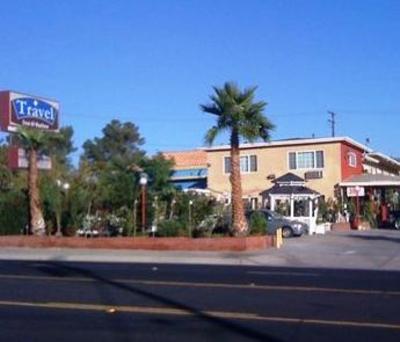 фото отеля Travel Inn & Suites
