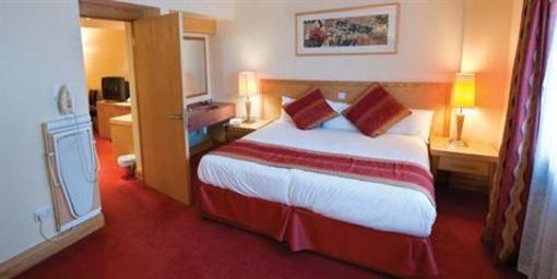 фото отеля Suites Hotel Knowsley