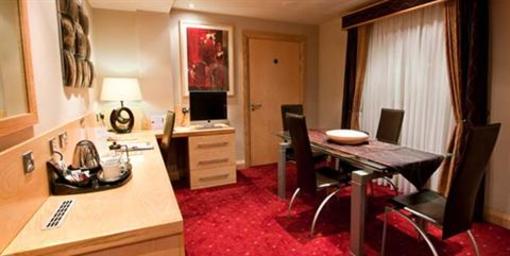фото отеля Suites Hotel Knowsley