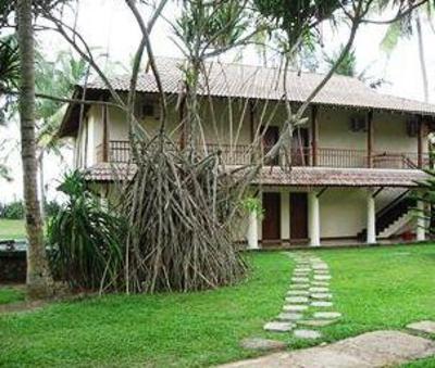 фото отеля Kosgoda Beach Resort
