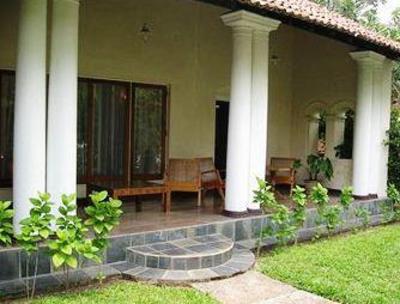фото отеля Kosgoda Beach Resort