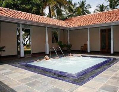 фото отеля Kosgoda Beach Resort