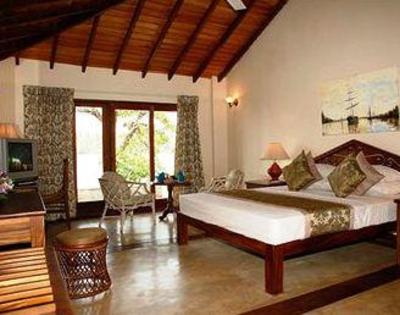 фото отеля Kosgoda Beach Resort