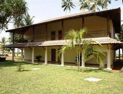 фото отеля Kosgoda Beach Resort