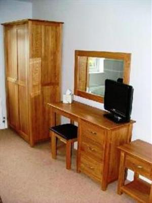 фото отеля Mead Lodge Bed & Breakfast Corsham