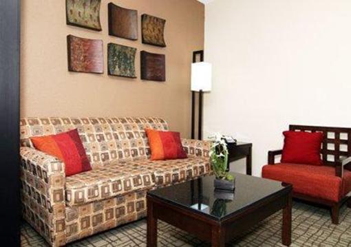 фото отеля Comfort Suites Roswell