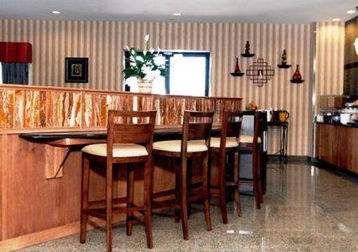 фото отеля Comfort Suites Roswell