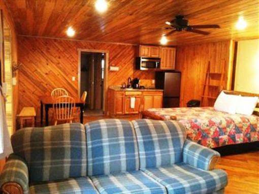 фото отеля Wapiti Lodge