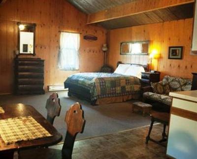 фото отеля Wapiti Lodge