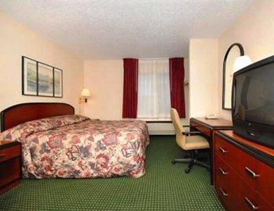 фото отеля Econo Lodge Erie