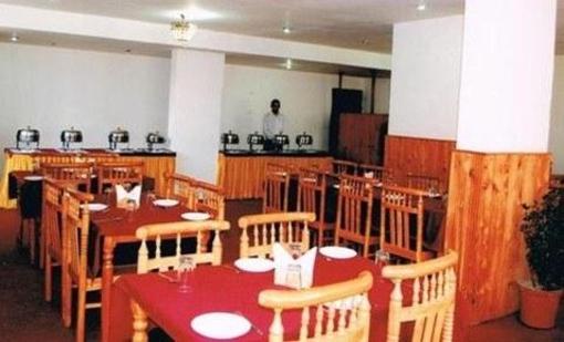 фото отеля Imperial Palace Hotel Manali