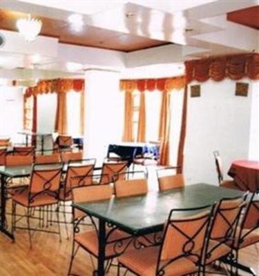 фото отеля Imperial Palace Hotel Manali