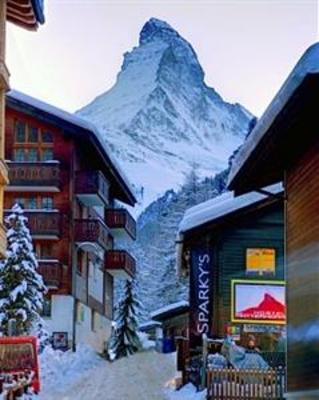 фото отеля Matterhorn Hostel Zermatt
