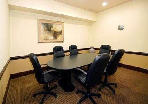 фото отеля Comfort Suites Deer Park
