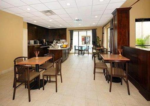 фото отеля Comfort Suites Deer Park