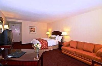 фото отеля BEST WESTERN West Covina Inn