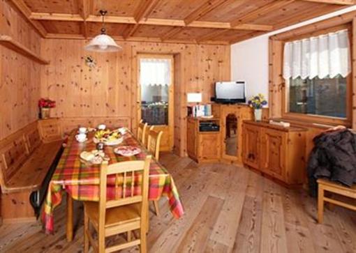 фото отеля Alpenlodge Livigno Apartments