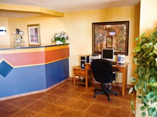 фото отеля Best Western Town & Country Inn Rapid City