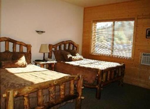 фото отеля Gateway Inn Grand Lake