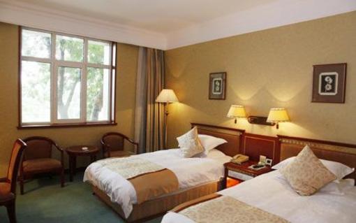 фото отеля Dong Ying Hotel
