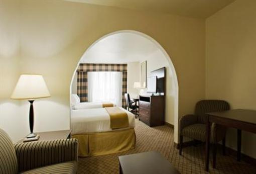 фото отеля Holiday Inn Express Childress