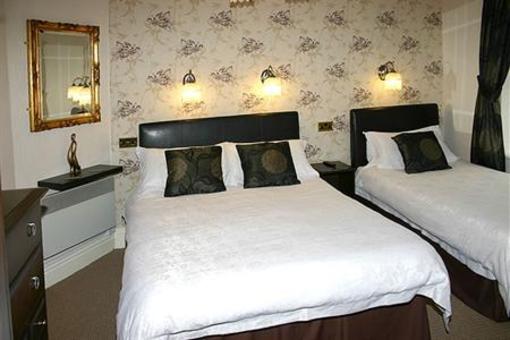 фото отеля Linroy Guest House